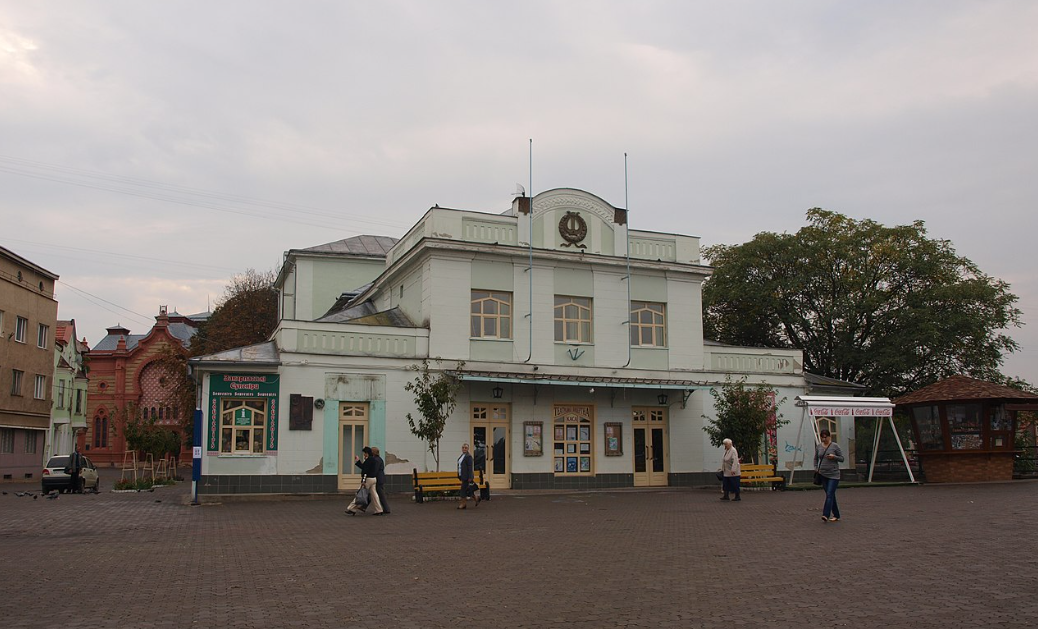 професійний театр при товаристві «Просвіта»